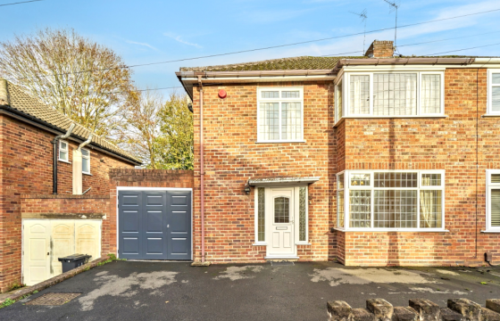 Modernisation in Kingswinford photo